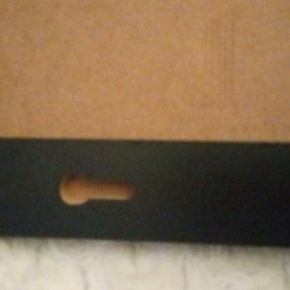 A black dry erase board! - Picture 6 of 7